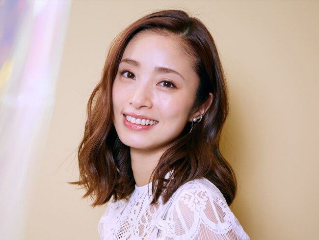 上戸彩のプロフィール写真